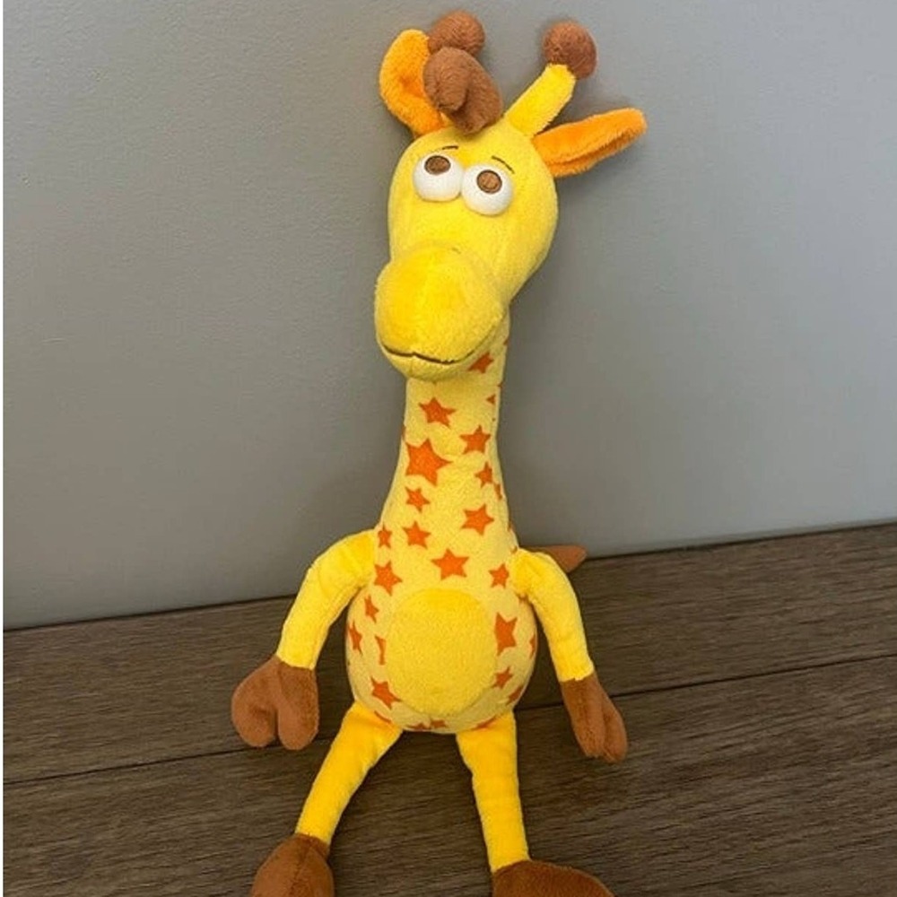 Toys R Us Geoffrey the Giraffe Plush Mascot Stuffed Animal Toy Orange Stars 2015